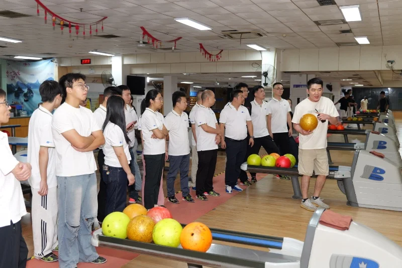 bowling game bowling game